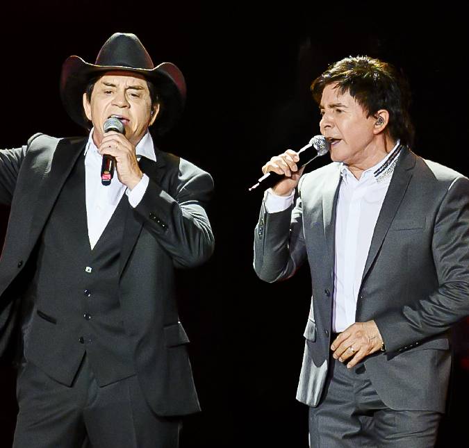 Chitãozinho e Xororó se emocionam com ensaio para primeira apresentação no <i>Rock in Rio</i>