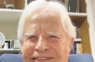 De qual bordão de Cid Moreira você vai sentir falta?
