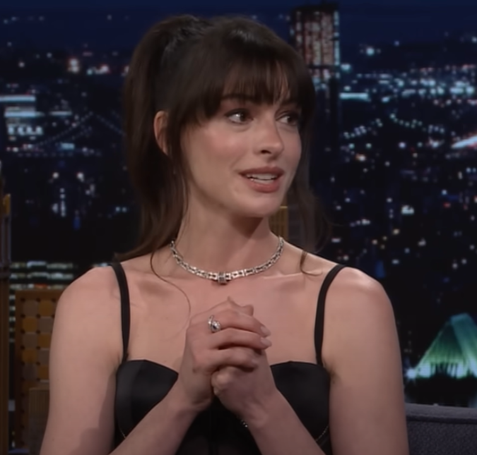 Anne Hathaway confirma sequência de <i>O Diário da Princesa 3</i>: <i>O conto de fadas continua</i>
