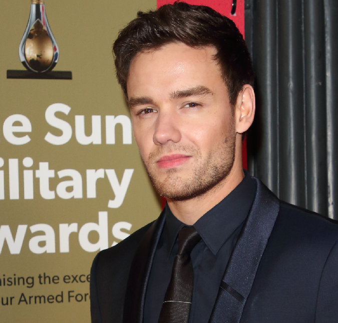 Mãe de Harry Styles e mais famosos lamentam a morte de Liam Payne: - <i>Apenas um garoto</i>