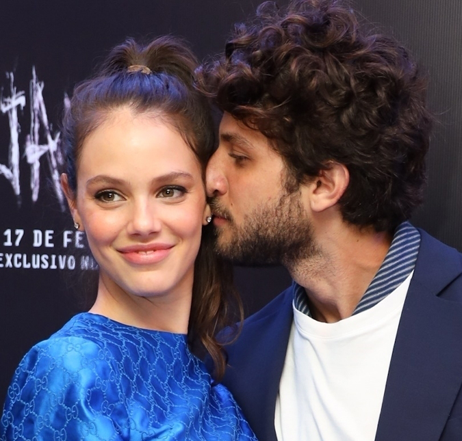 É menina! Nasce terceira filha de Laura Neiva e Chay Suede