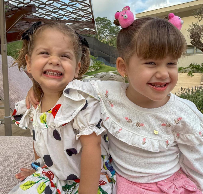 Maria Alice mostra admiração por tio Leandro e pede para desfilar ao som de <i>Não Aprendi Dizer Adeus</i>