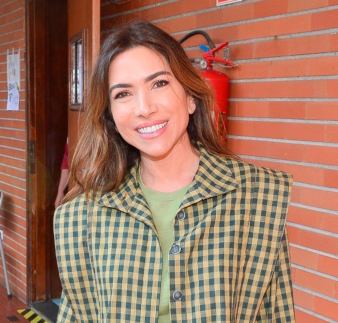 Patricia Abravanel abre programa com recado para Roque: <i>- A gente está torcendo pra que você se recupere bem rápido</i>