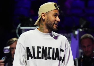 Neymar Jr. estaria planejando retorno ao Santos em 2025, diz colunista - Estrelando