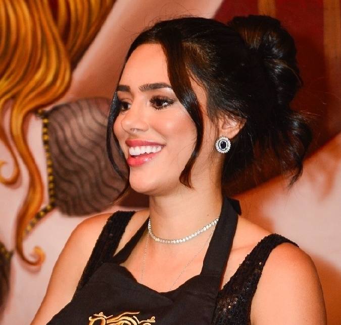 Bruna Biancardi posta foto se arrumando para aniversário de Mavie