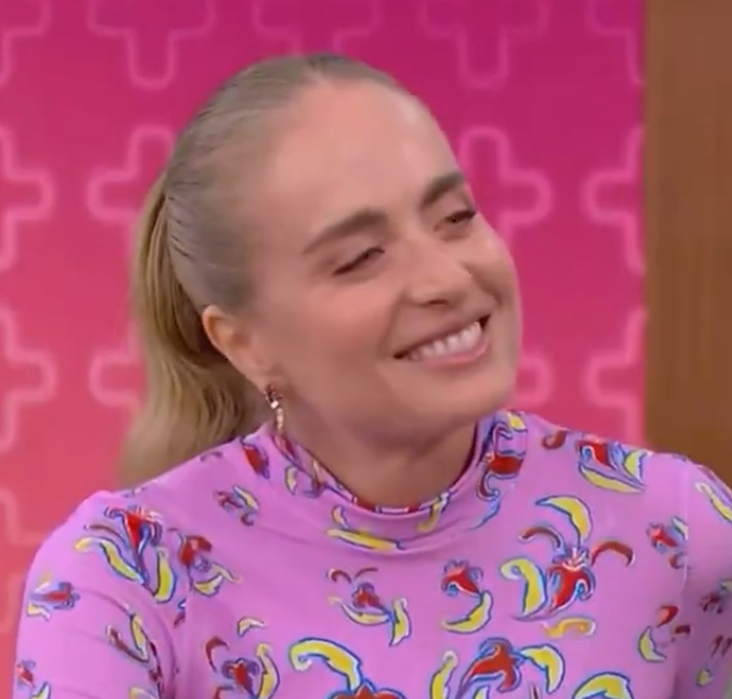 Angélica se diverte ao falar das namoradas dos filhos: - <i>As minhas noras têm muita sorte</i>