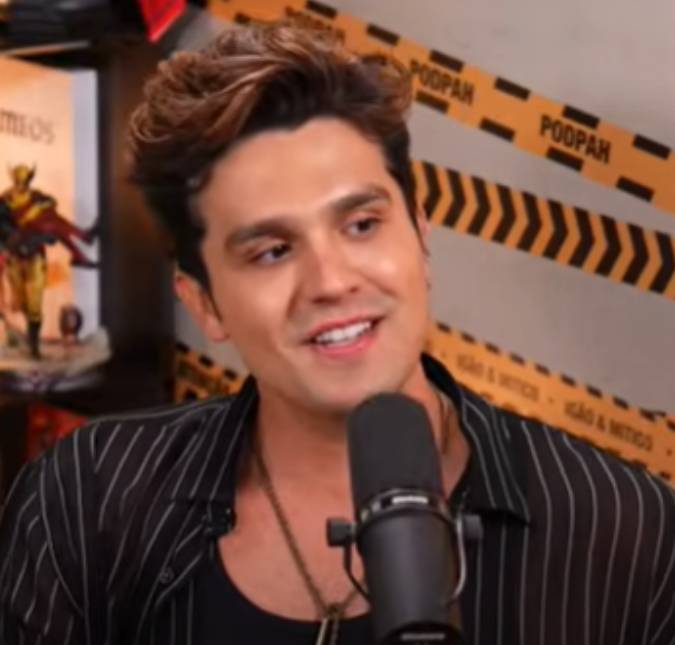 Luan Santana viajou às pressas para conseguir assistir ao parto da filha, diz colunista