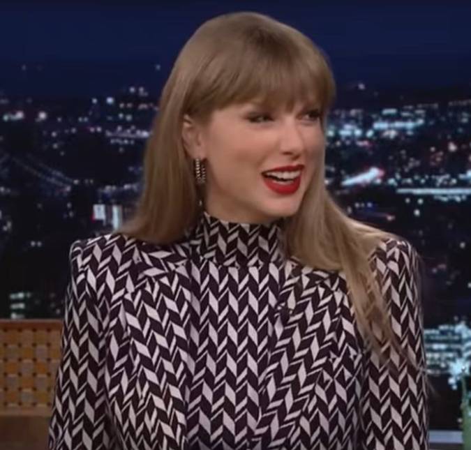 Na reta final, Taylor Swift se emociona em discurso durante <i>show</i> da <i>The Eras Tour</i> no Canadá