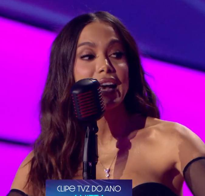 Poderosa! Anitta ganha duas categorias no <I>Prêmio Multishow</I>
