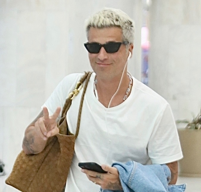 Bruno Gagliasso pede ajuda para mudar o cabelo, sugere opções e <i>web</i> aponta: <i> Parecendo a Ana Maria Braga</i>