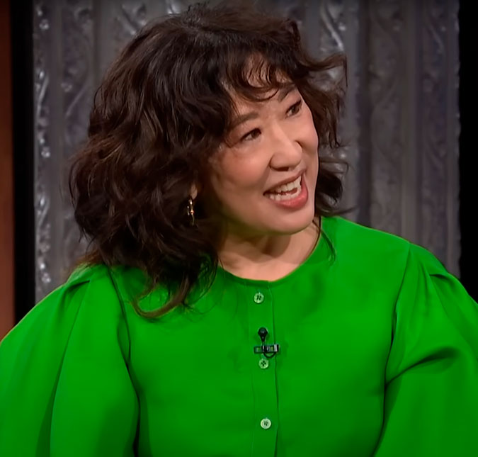 Após <i>CCXP</i>, Sandra Oh marca presença na quadra da Império de Casa Verde e curte noite de samba: <i>Fiquei encantada pelo ritmo e dança</i>