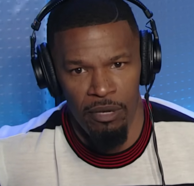 Jamie Foxx fala pela primeira vez sobre problema de saúde que o deixou <i>apagado</i> por 20 dias