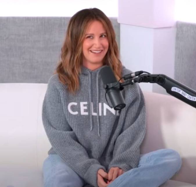 Ashley Tisdale se derrete pelas filhas e comenta maternidade: <i>Mudou a minha vida</i>