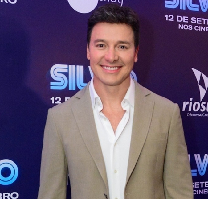 Após 16 anos, Rodrigo Faro grava seu último programa na <i>Record</i>