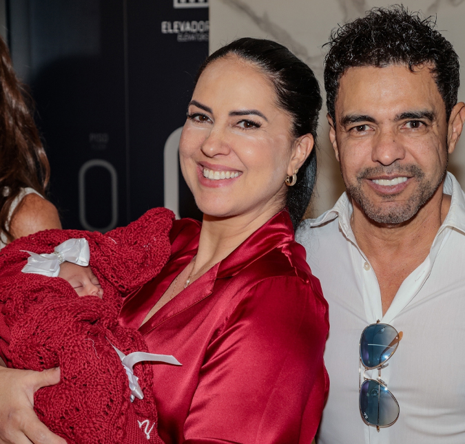 Zezé Di Camargo se derrete pela filha recém-nascida, Clara: <i>Uma verdadeira princesa, calma e tranquila</i>