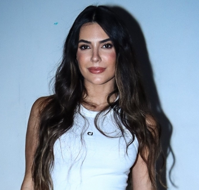 Jade Magalhães, esposa de Luan Santana, se derrete ao compartilhar clique da filha: <i>Pacotinho de amor</i>