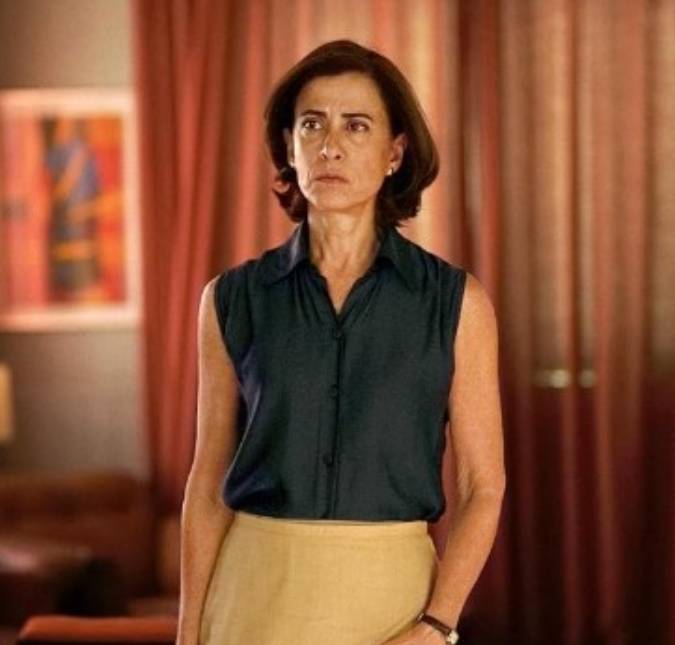Famosos e amigos de Fernanda Torres vibram por sua vitória no <i>Globo de Ouro 2025</i>