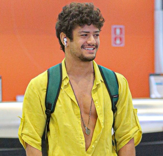 Gabriel Santana revela que nunca traiu ou mentiu em seus relacionamentos: <i>Nunca fiz questão dessas coisas</i>