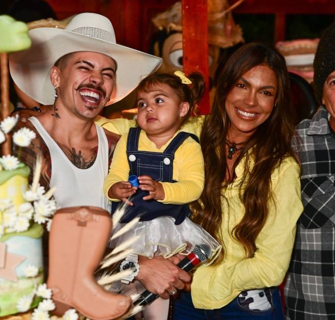 Biel pede Tays Reis em casamento durante <I>show: Planejei por muito tempo</I>