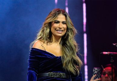 Simone Mendes revela que realizou cirurgia plástica após perder cerca de 30 quilos: <i>- Foi bem grande</i>