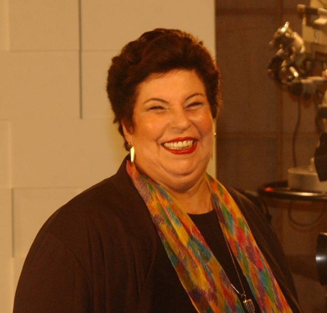 Nana Caymmi segue estável e sem previsão de alta, diz assessoria
