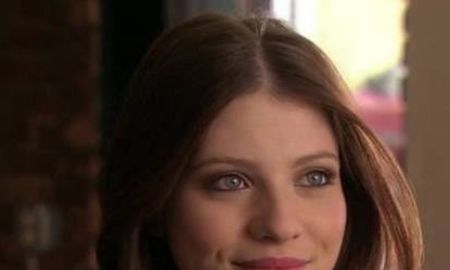 Blake Lively, Chace Crawford... Elenco de <I>Gossip Girl</i> lamenta morte de Michelle Trachtenberg