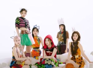 NMIXX fala sobre Bossa Nova e Haewon revela como se sente ao ouvir o ritmo brasileiro: <i>- Relaxada e feliz</i>