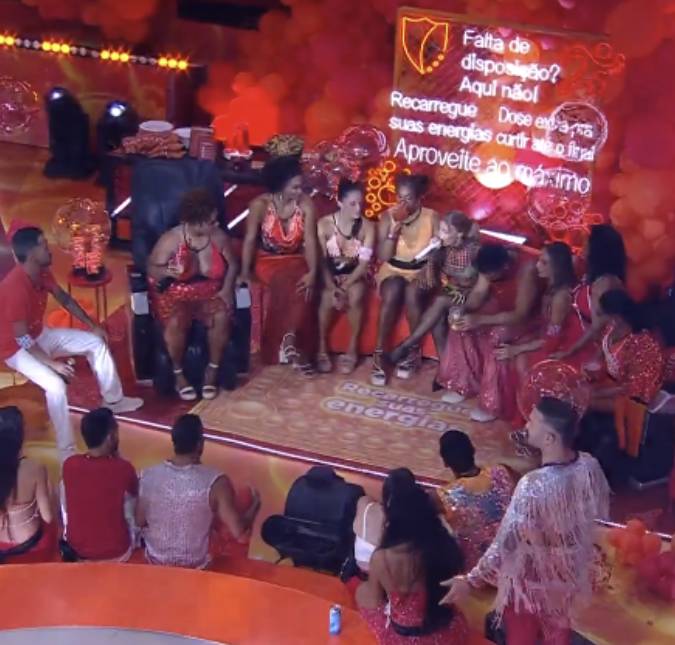 Noite com <i>Showzão</i> de Luísa Sonza, estretégias e gafe de Vinícius... Veja tudo que rolou na madrugada do <i>BBB25</i>