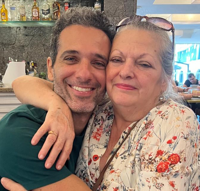 Mouhamed Harfouch lamenta morte da mãe: <i>A hora da partida nunca é fácil, dói muito</i>