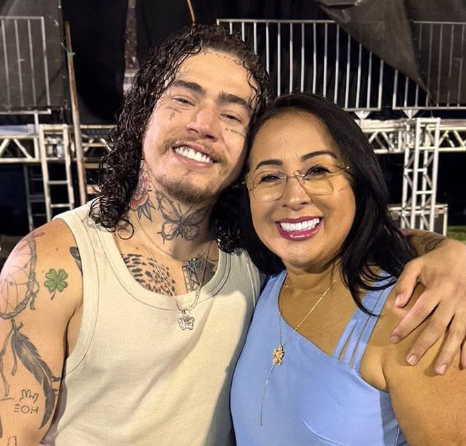 Mãe de Whindersson Nunes se declara ao filho, internado para tratar a saúde mental