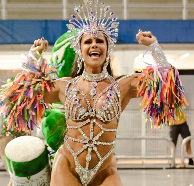 Com rebaixamento da <i>Mancha Verde</i>, Viviane Araújo revela se continuará na escola
