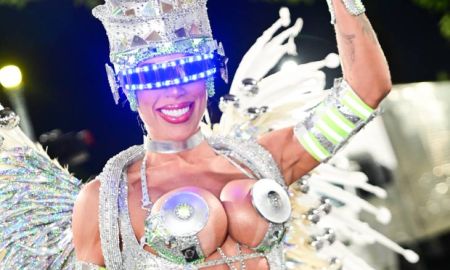 Tati Minerato surpreende com visual <i>ciborgue</i> para desfile da Mocidade Independente de Padre Miguel