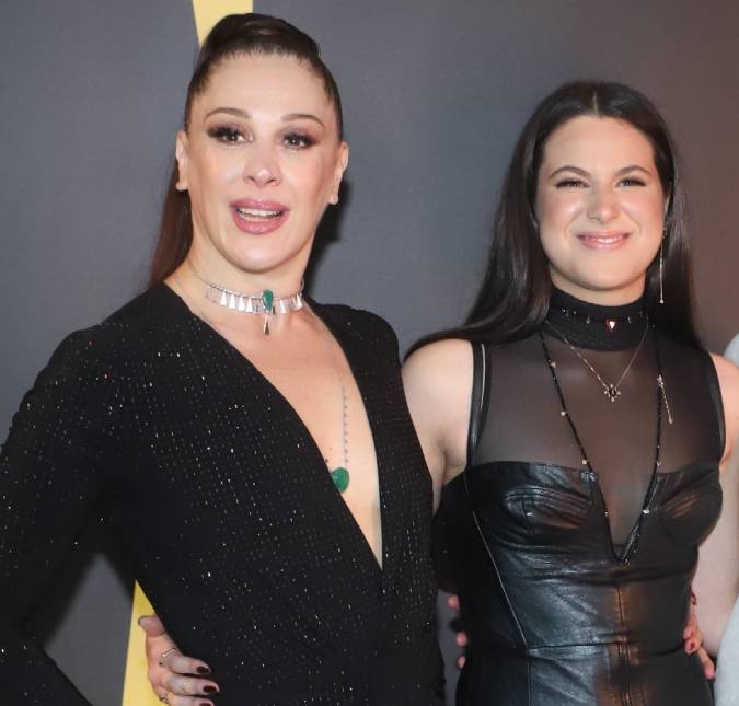 Filha de Claudia Raia fala pela primeira vez sobre a polêmica do vibrador: - <i>Diálogo aberto dentro de casa</i>