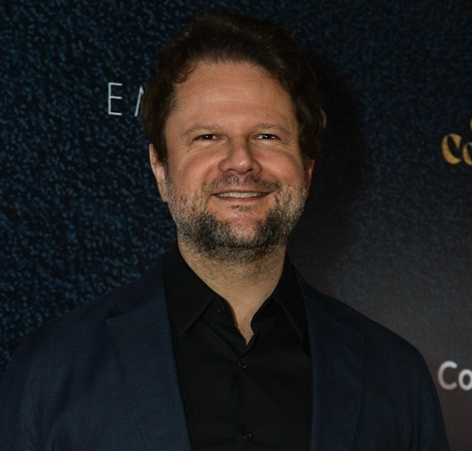 Selton Mello revela reação de Fernanda Torres após ser elogiada pelo ator Ralph Fiennes