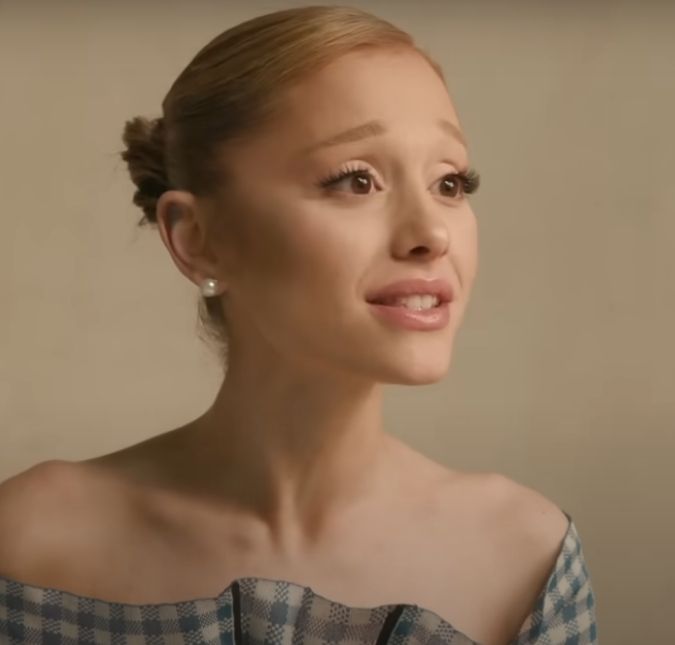 Ariana Grande anuncia lançamento de versão <i>deluxe</i> do álbum <i>Eternal Sunshine</i> e divulga <i>teaser</i>