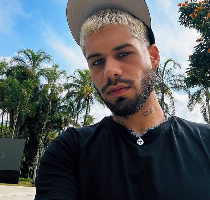 Zé Felipe fala sobre apoiar os gostos dos filhos: <i>Criança é criança e isso não muda nada</i>
