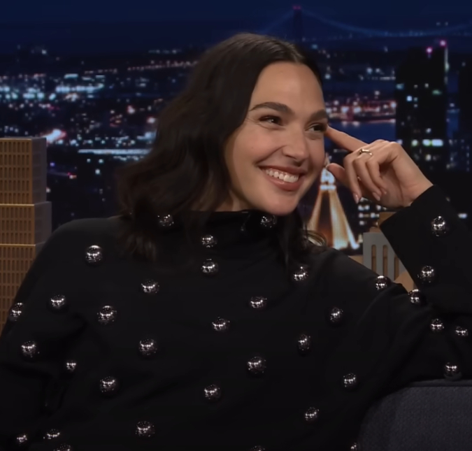 Gal Gadot é eternizada na Calçada da Fama em Los Angeles, Estados Unidos