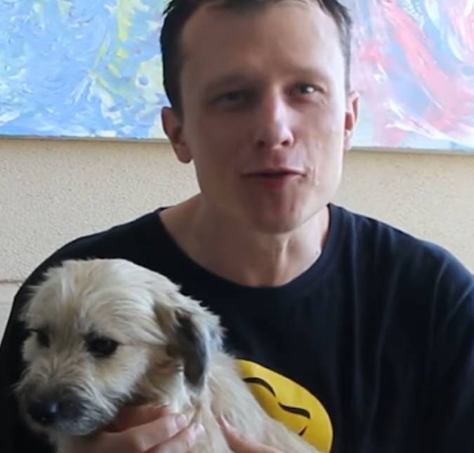 Alexandre Rossi, o Dr. Pet, compartilha vídeo emocionante em despedida ao cãozinho Barthô