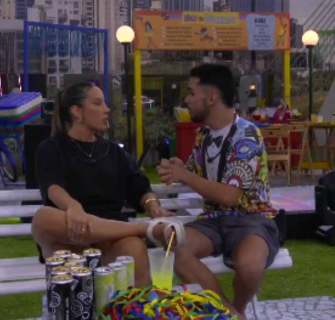 Durante Festa do Líder, João Pedro se revolta com Eva e ameaça apertar o botão de desistência. Veja tudo o que rolou na madrugada do <i>BBB25</i>