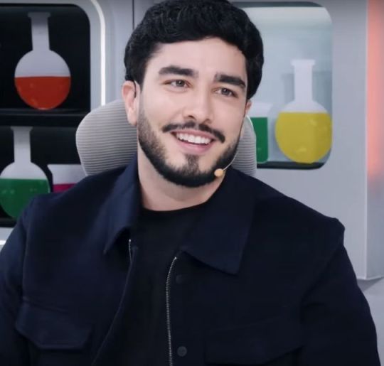 Veja os artistas que foram atrás de uma oportunidade e receberam ajuda de outros famosos no início da carreira