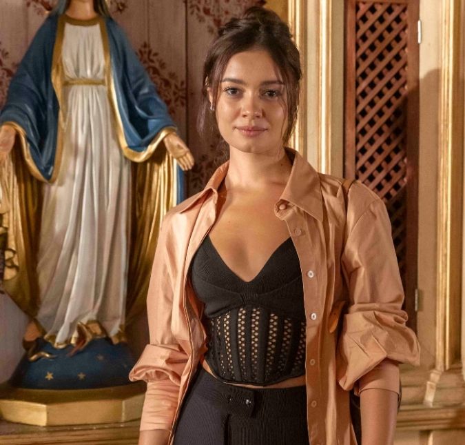 Sophie Charlotte tem contrato com a <i>Globo</i> renovado, diz jornal