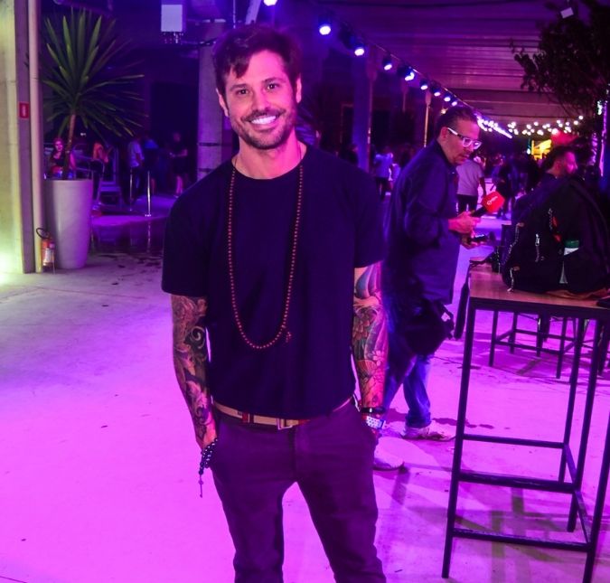 Solteiro desde término com Wanessa Camargo, Dado Dolabella curte festival de música em São Paulo