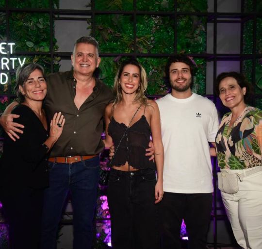 Glória Pires e família marcam presença em turnê <i>Tempo Rei</i>. Veja quem mais esteve por lá