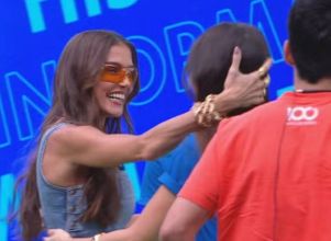 Deborah Secco visita o <I>BBB25</i> e Renata rebate comentário da atriz: <i>Mentira</i>