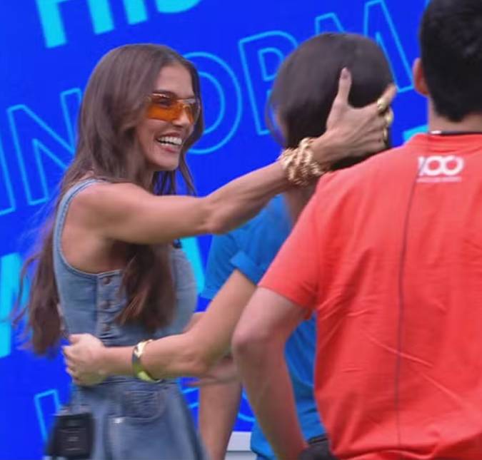 Deborah Secco visita o <I>BBB25</i> e Renata rebate comentário da atriz: <i>Mentira</i>