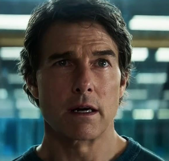 Tom Cruise presta homenagem a Val Kilmer durante conferência de cinema em Las Vegas