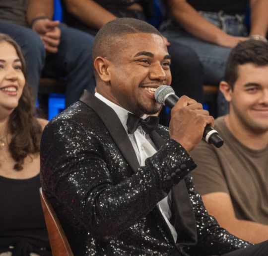 Ele causa muito! Confira as polêmicas nas quais Davi Brito já se envolveu