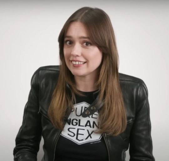 Aimee Lou Wood, Benny Blanco, Margaret Qualley e mais celebridades donas de sorrisos naturais