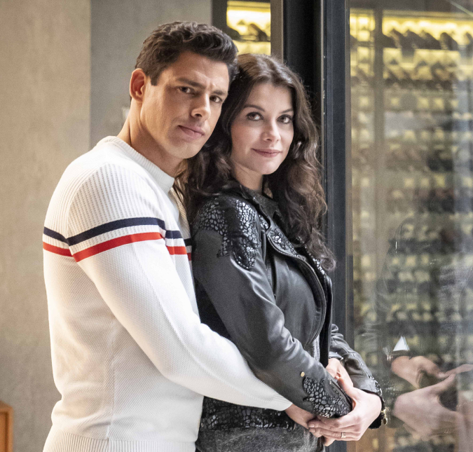Alinne Moraes fala de relacionamento com Cauã Reymond: <I>Éramos dois jovens</I>