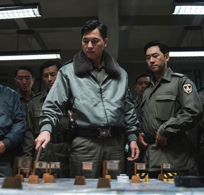 Filme <i>12:12: O Dia</i> leva ao cinema golpe militar da Coreia do Sul com cenas carregadas de tensão